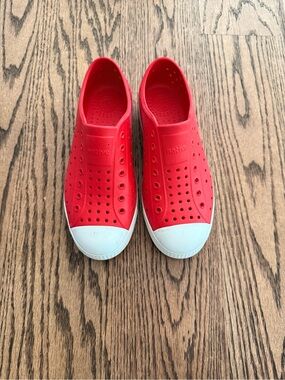 Native Kids Red Water Shoes with White Toe Caps
